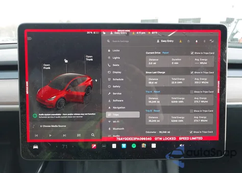 2023 Tesla Model Y Awd/Long Range Dual Motor All-Wheel Drive z USA, uszkodzony, nr VIN 7SAYGDEE3PA099340